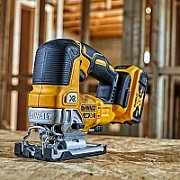 DeWALT DCS334N-XJ power jigsaw 2.1 kg