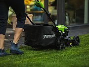 Cordless Lawnmower with Drive 40V 46 cm Greenworks GD40LM46SP - 2506807