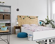  King Size Bed Set
100% cotton, density 132 TC
Set containes 2 pillow cases 50x70 cm , one flat sheet 220x240 cm and one duvet cover  200x220 cm 
Closing system : envelop for pillow and buttons for duvet cover  