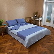 King Size bed set, printed, made of 100% cotton, density 132TC. Product dimensions: 2 pillow covers 50x70 cm, duvet cover sheet 200x220 cm, flat sheet 220x240 cm.