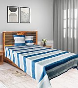   King Size Bedspread 200x220 with 2 pillow covers 45x45 cm 
Material : 75% Cotton and  25% Polyester
  