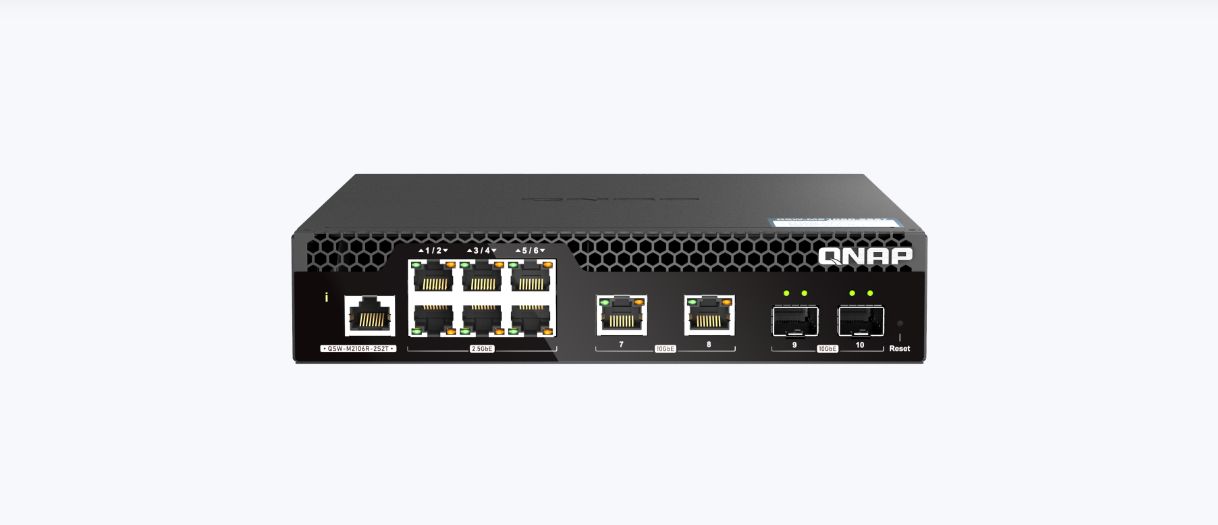 Switch Qnap QSW-M2106R-2S2T, 8 porturi 6x RJ-45 10/100/1000/2500 Mbps 2x RJ-45 10 Gbps 2x SFP+ 10 Gbps
