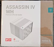 Deepcool COOLER DEEPCOOL  Assassin IV  skt. universal , racire cu cu aer vent. 120 mm | 140 mm, 1700 rpm   R-ASN4-WHNNMT-G  (timbru verde 0.8 lei)