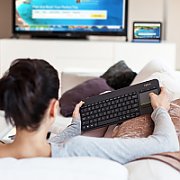 Logitech K400 Plus Tv keyboard RF Wireless QWERTZ Swiss Black