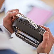 PT-D210 LETTERING MACHINE/F. 3.5 -12 MM TZE GR