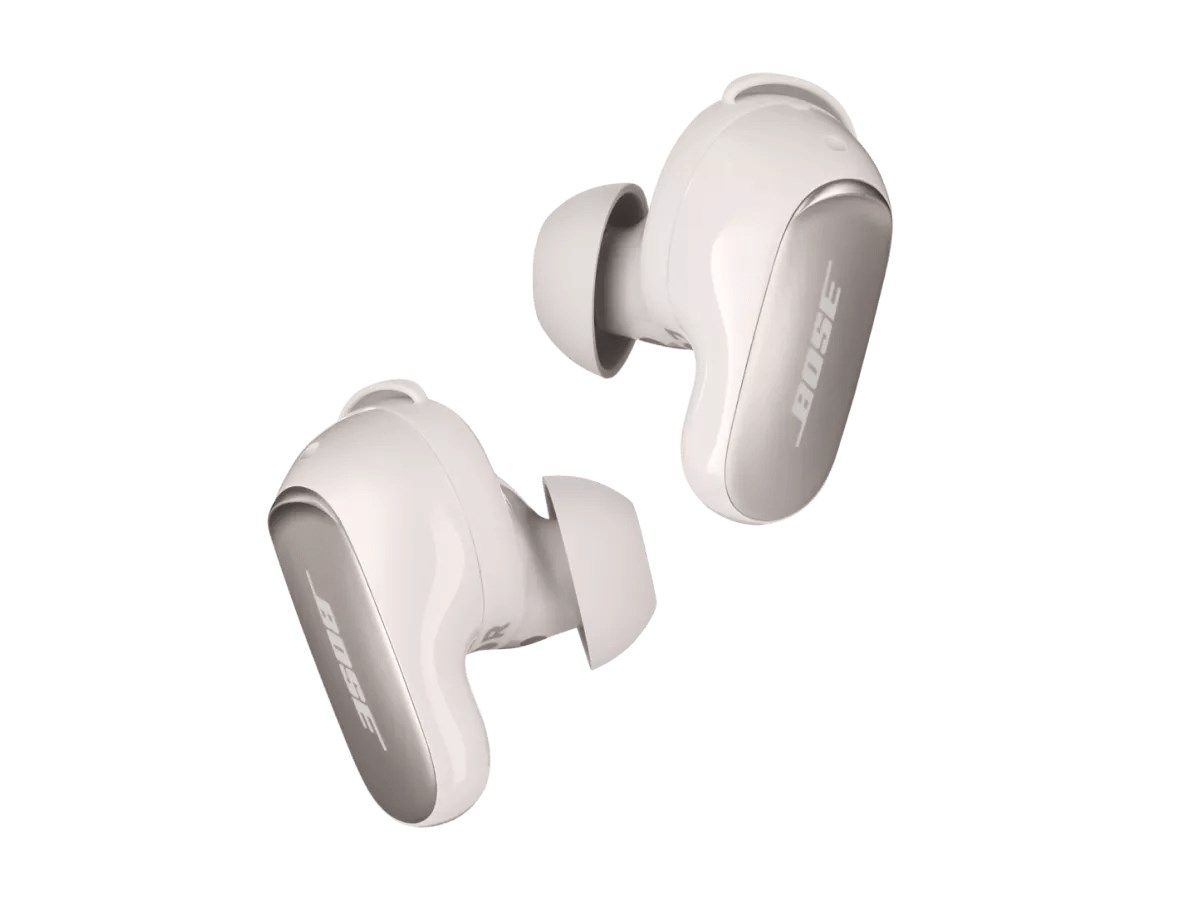 BOSE QuietComfort Ultra wireless Noise Cancelling Earbuds white