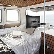 Maclean LCD monitor desk mount  VESA 75x75 and 100x100  17-32  9kg  MC-751N