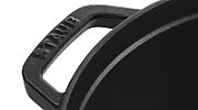Staub Round Cast Iron Pot - Black  2.6 ltr