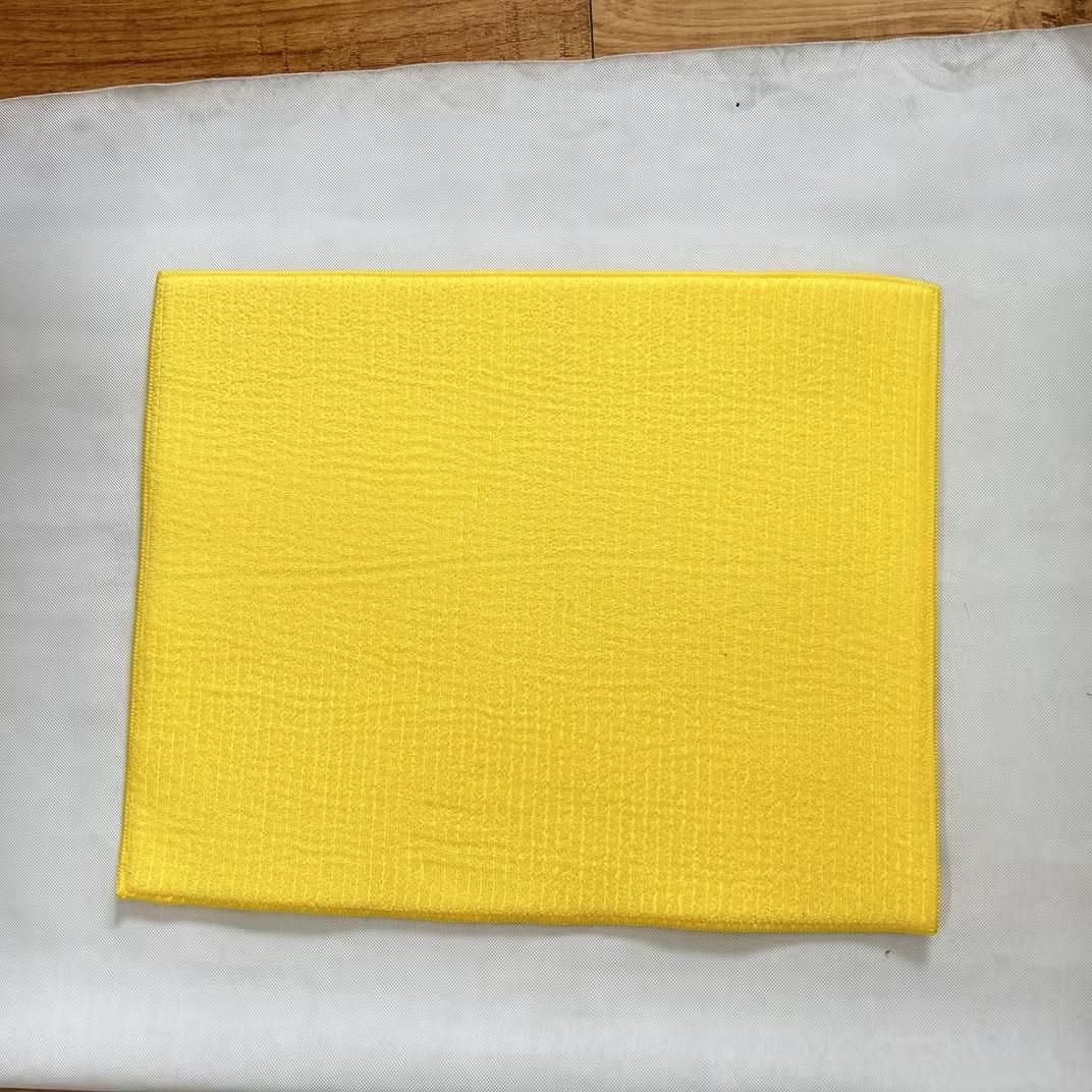 SUPORT MICROFIBRĂ PENTRU VASE GALBEN