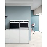 Whirlpool W7 OM4 4S1 P BL 73 L A+ Black