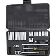 Ratchet combination wrench set with switch