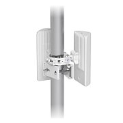 Ubiquiti UACC-Wave-AP-Micro-Mount Suport pentru montare pe pol care susține până la patru Wave AP Micros pentru a oferi o acoperire de 360°.