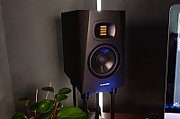 Adam Audio T5V Black