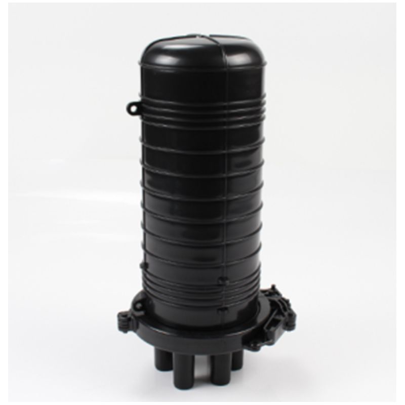 Enclosure de exterior, montare pe stalp/perete pentru max. 96 imbinari, 3 intrari rotunde + 1 iesire ovala, echipat cu o caseta pentru 24 suduri - EMTEX