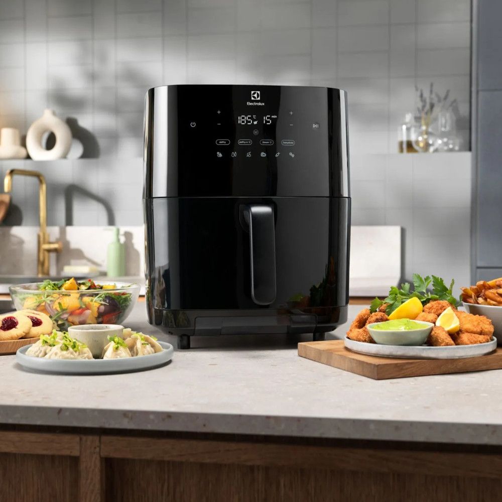Electrolux EAF7SB Single 6.9 L Stand-alone 1700 W Hot air fryer Black