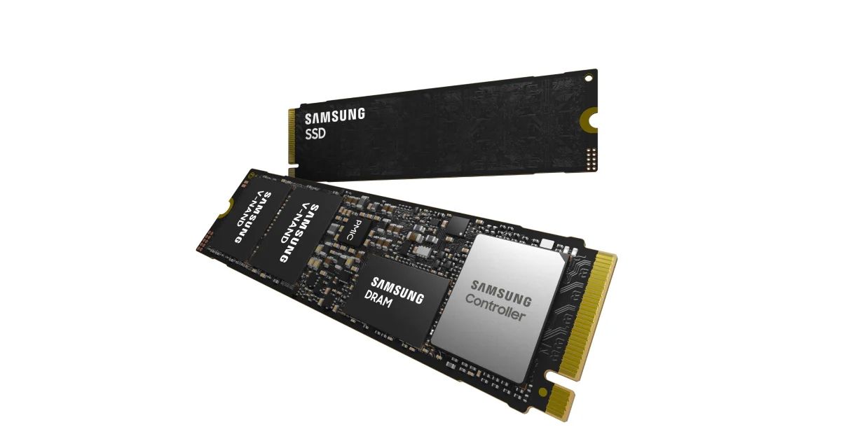 Samsung PM9E1 MZVLC1T0HFLU - SSD - 1 TB - PCI Express 5.0 x4 (NVMe)