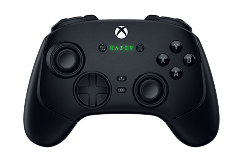 Controller Razer Wolverine V3 Pro, conectivitate Razer Hyperspeed Wireless, compatibil cu Xbox & PC, butoane de actiune mecanice Razer Mecha Tactile, butoane analogice Anti-drift Hall, durata de viata baterie pana la 20 de ore,  polling rate 1000 mhz pentru PC, lungime cablu 3m, interfata USB-C la